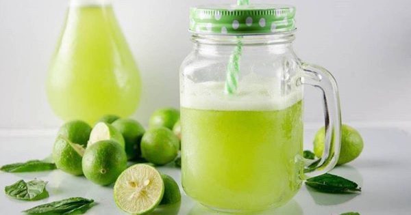 فوائد عصير الليمون الطبيعي للجسم - موسوعة قلوب
