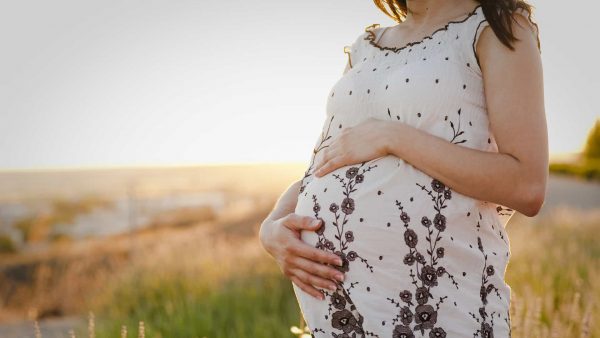 تفسير حلم ولادة ولد للمراه الحامل